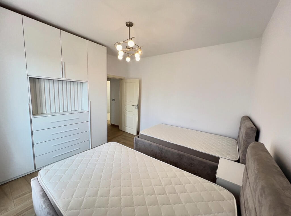 📣 QERA SUPER Apartament 2+1 📍 Tek 21-Dhjetori, Prane Mozaikut Te Tiranes ✨