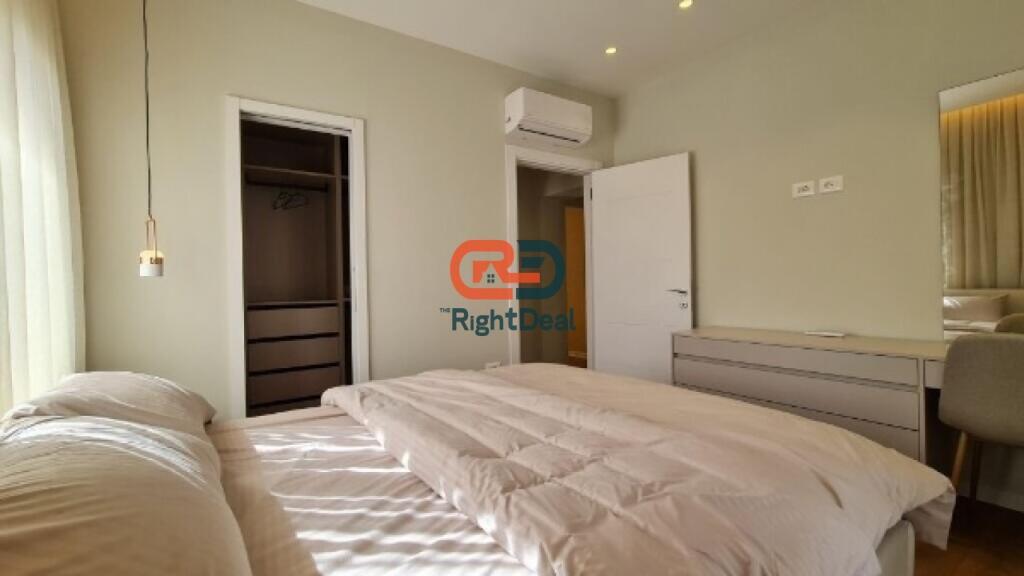 Tek Kryqezimi I 21 Dhjetorit ,Shitet Apartament 2+1 Dhe Garsoniere Te Investuar Dhe Te Ndare Per Airbnb!