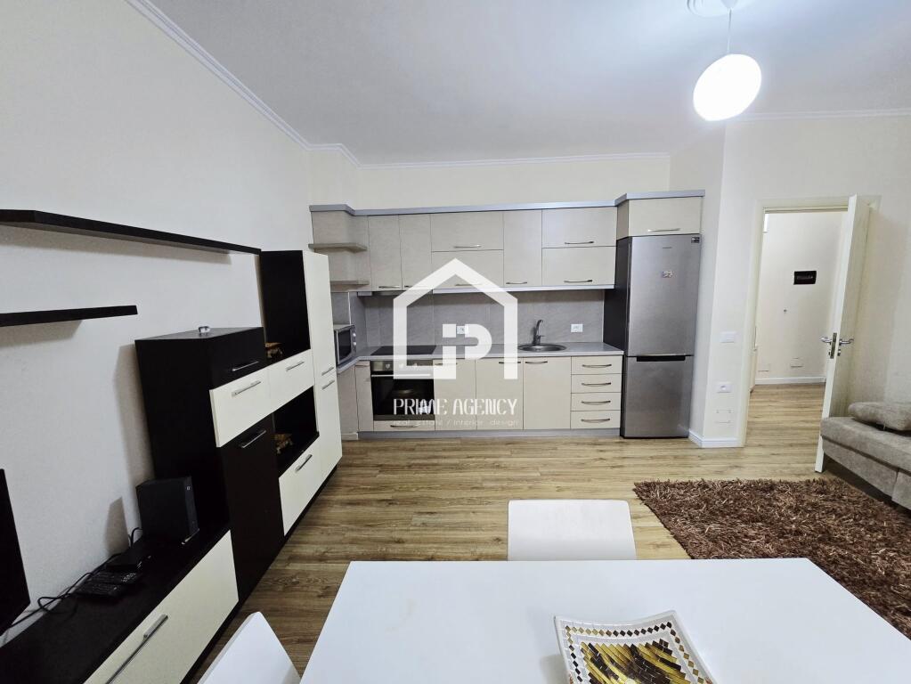 SHITET: Apartament 1 + 1/Zona : Pogradec_