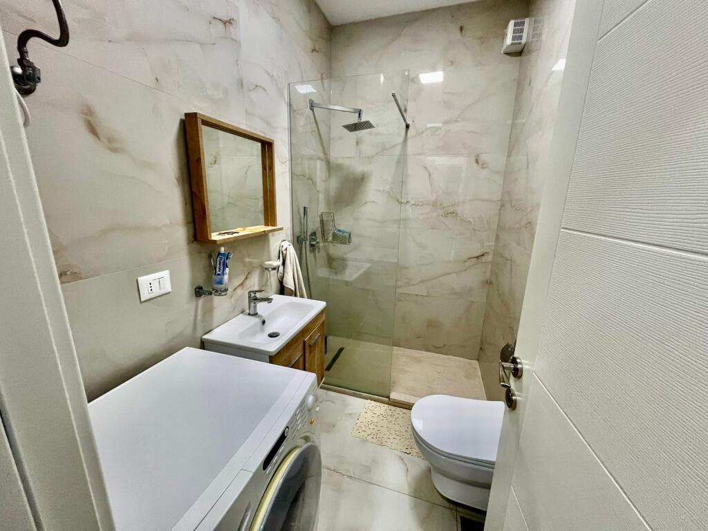Affittasi 2+1+parcheggio KODRA E DIELLIT 700€