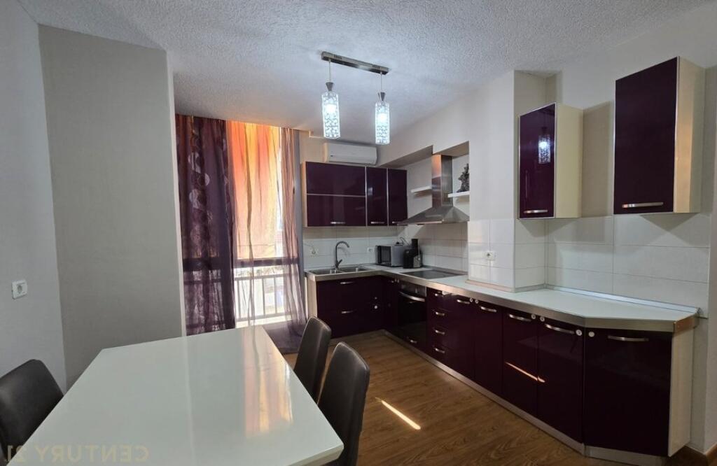 Jepet me qira apartament 2+1 në kompleksin Ilad - Astir