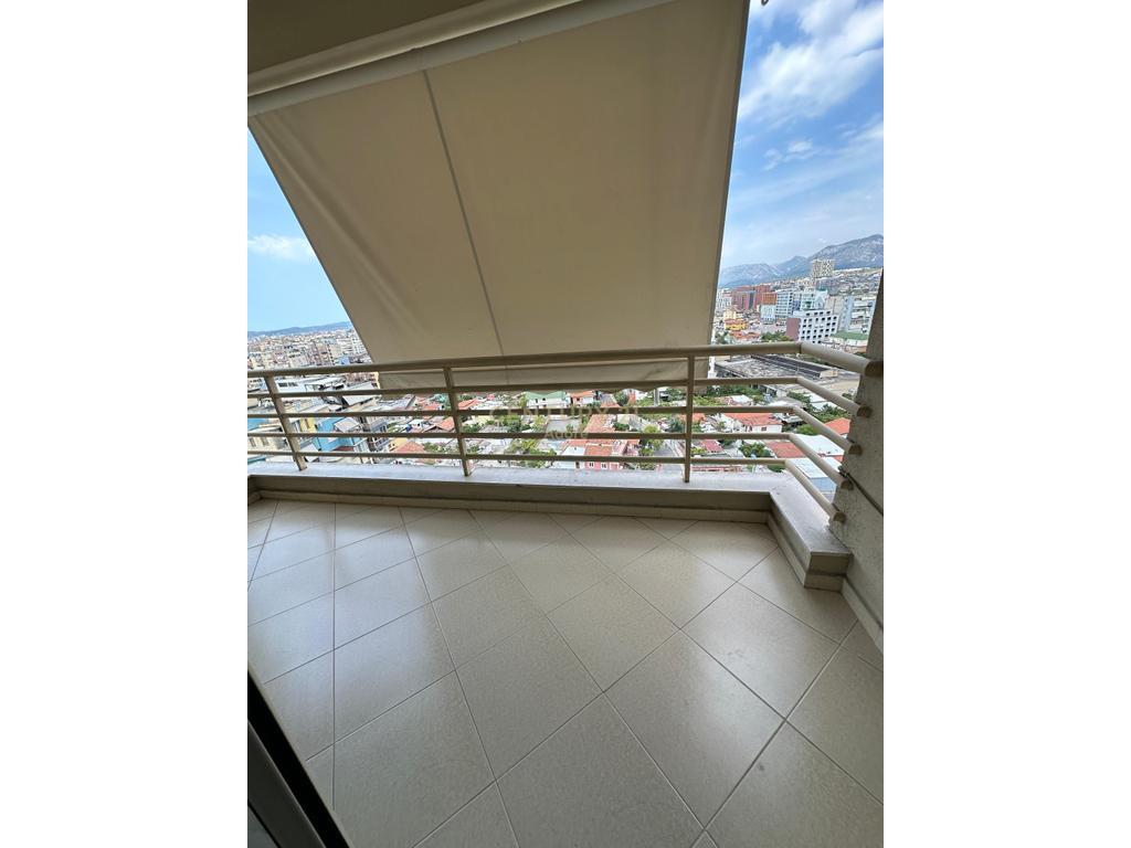Apartament 2+1 me Qira – Kompleksi “Panorama”, Kati i 11-të
