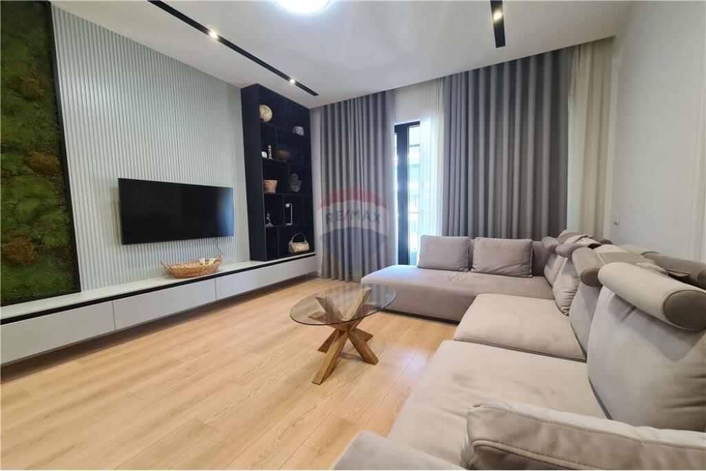 Apartment 1+1 parking for rent at Square 21!..