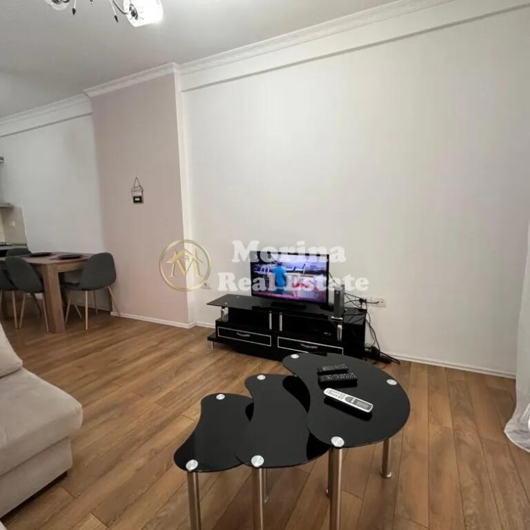 Affitto, Appartamento 1+1+balcone, Incrocio tra Via Bardhyl e Via Hoxha Tahsin - Bar Oslo, 550 Euro.