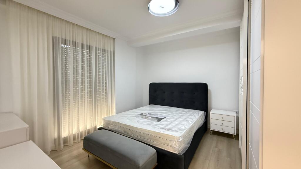 Apartament 2+1+2 + Post Parkimi prane Kodres se Diellit!
