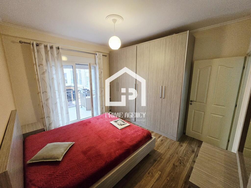 SHITET: Apartament 1 + 1/Zona : Pogradec_