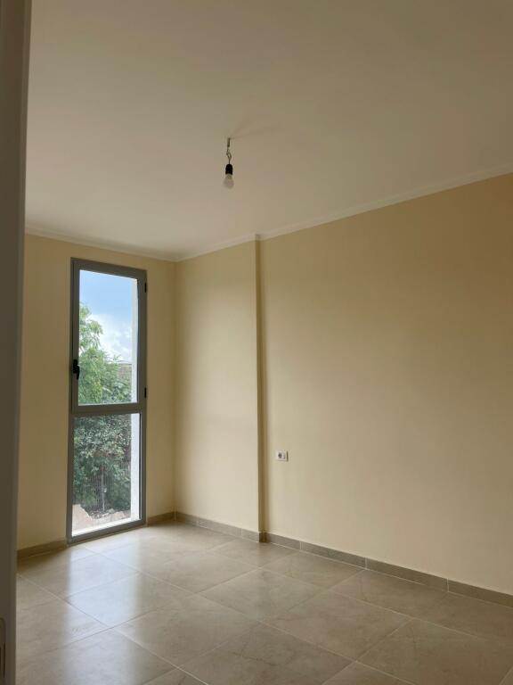 QERA, APARTAMENT 2+1, RRUGA 5 MAJI, TIRANË, ID: 530581007-59