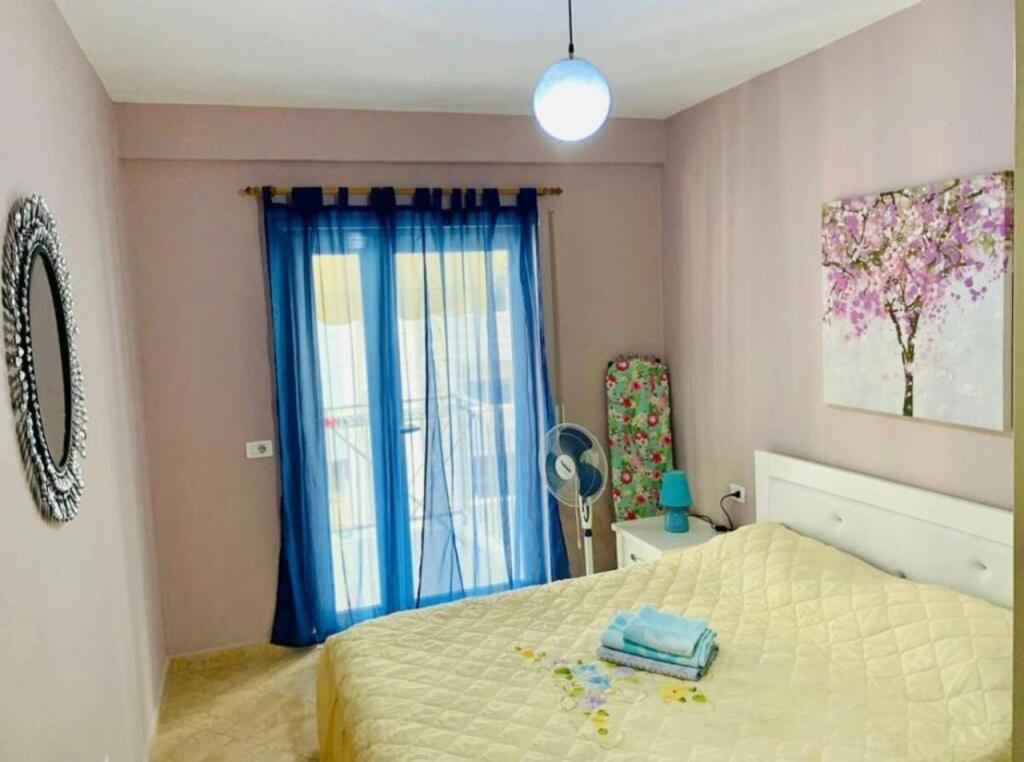 JEPET ME QIRA 1+1 ISH PARKU 550 MIJE LEKE