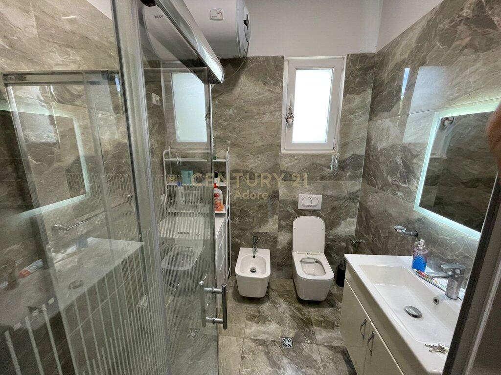 Apartament 2+1 në Sauk të Vjetër + Post Parkimi | 600€/muaj