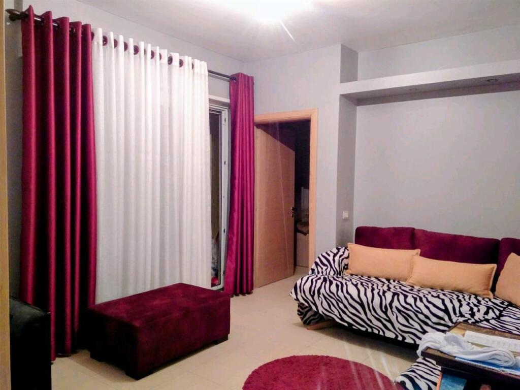FOR RENT 2+1+2 NEAR SELVISE 60,000 LEKE