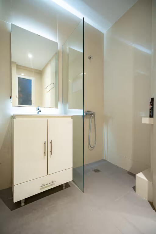 Apartament Me Qera 2+1 Ne Porcelan ( ID B2201469) Tirane