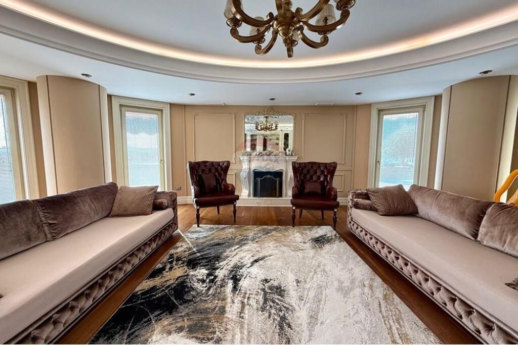 Penthouse for rent, in the center of Tirana