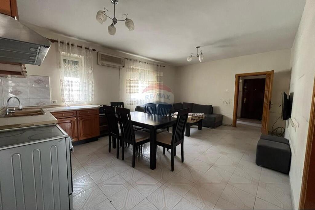 APARTAMENT 2+1 PER SHITJE TE RRUGA BARDHYL!