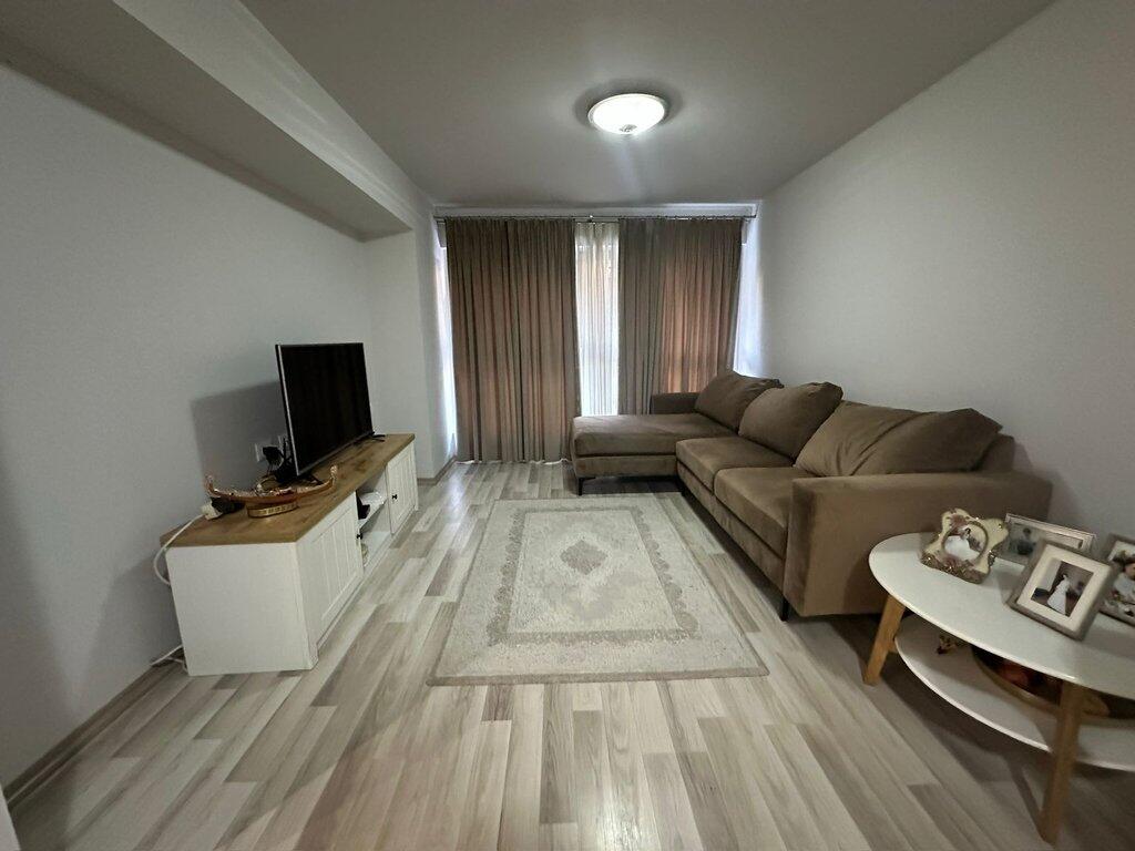 2+1 apartment for sale in Kodra e Diellit