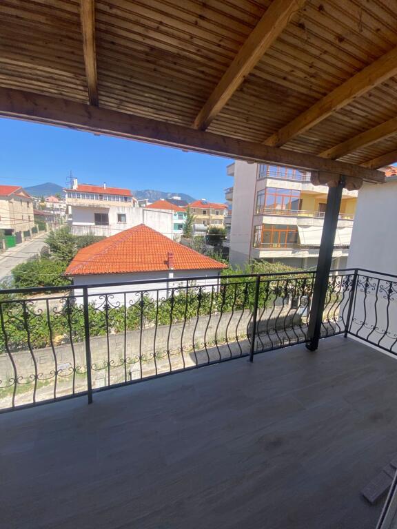 Jepet Apartament me qera