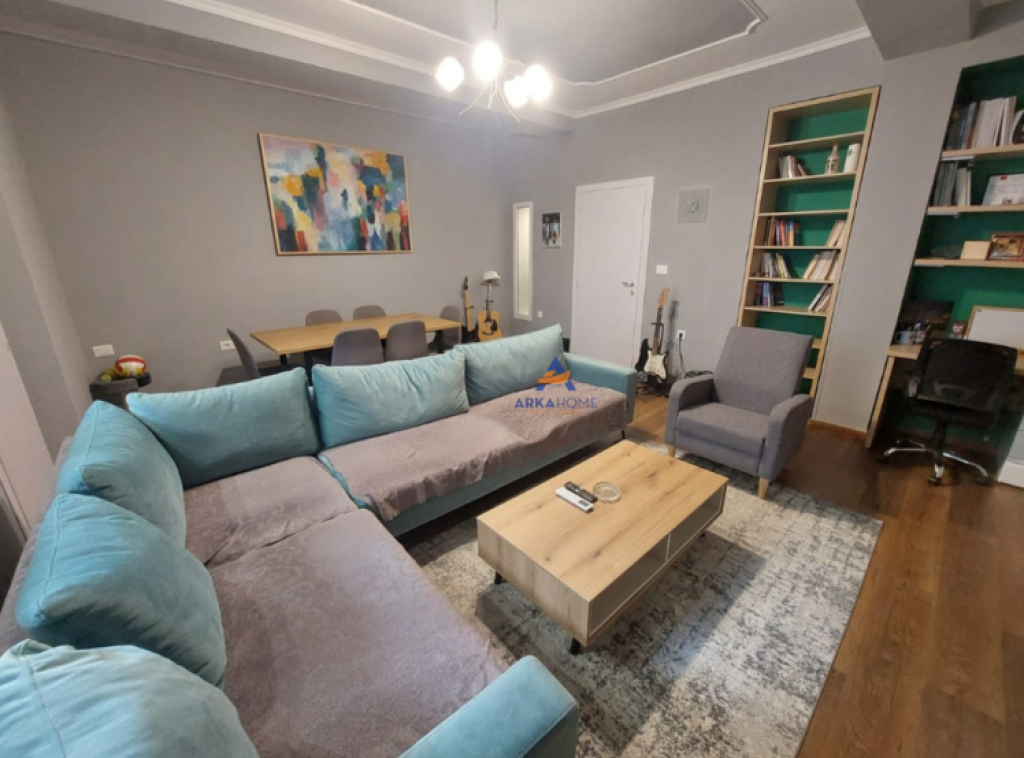 JEPET PER SHITJE VILE 5+1+ANEKS+BALLKON "SHKOLLA E BALETIT" 450.000 EURO