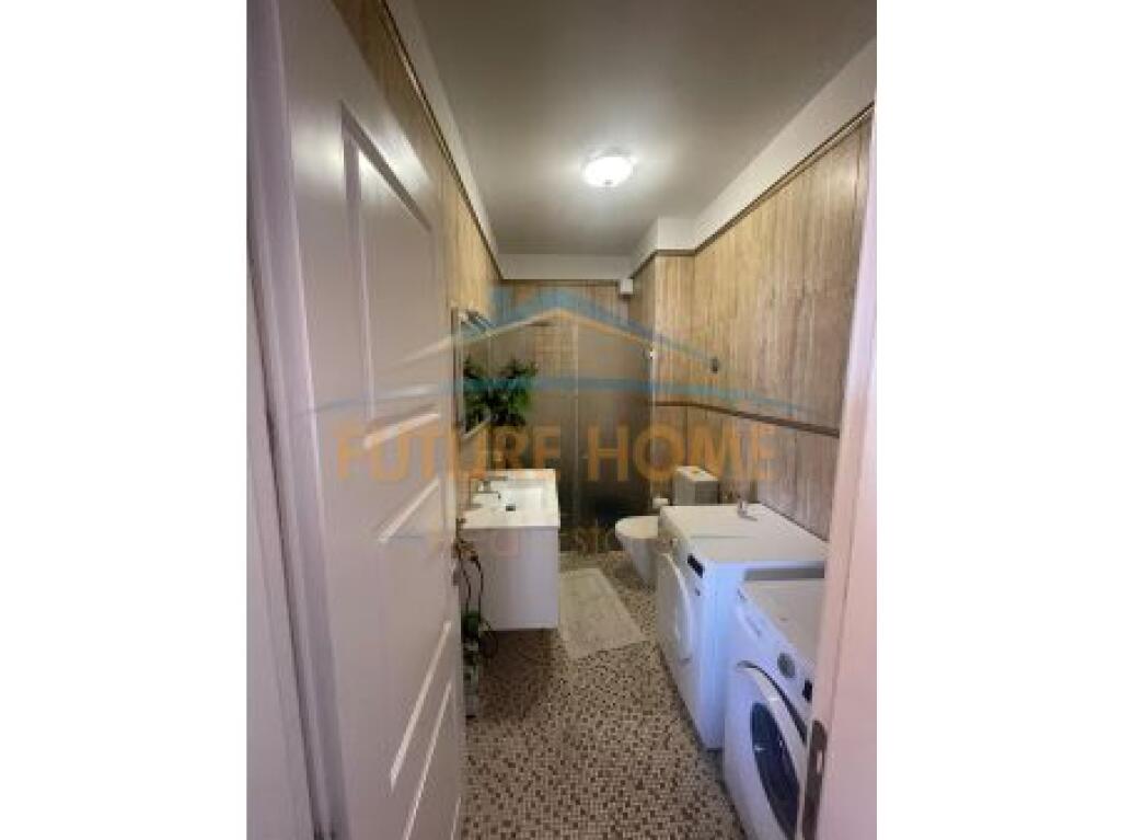 Shitet, Apartament 3+1+2, Kopshti Botanik, Tiranë