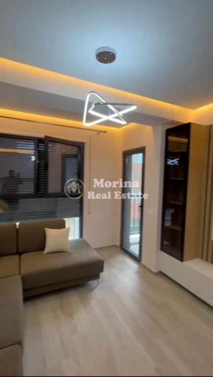 Qera, Apartament 1+1,Stacioni Trenit, 550 euro/muaj