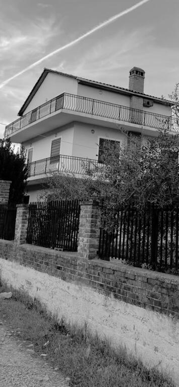 3 STOREY VILLA FOR SALE IN SAUK 320,000 €