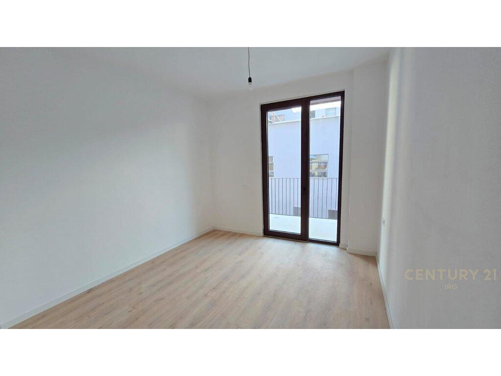 Office for Rent – 2+1+2 at Altana, Dinamo Complex / Olympic Park