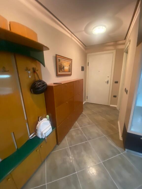 Jepet Apartament me qera
