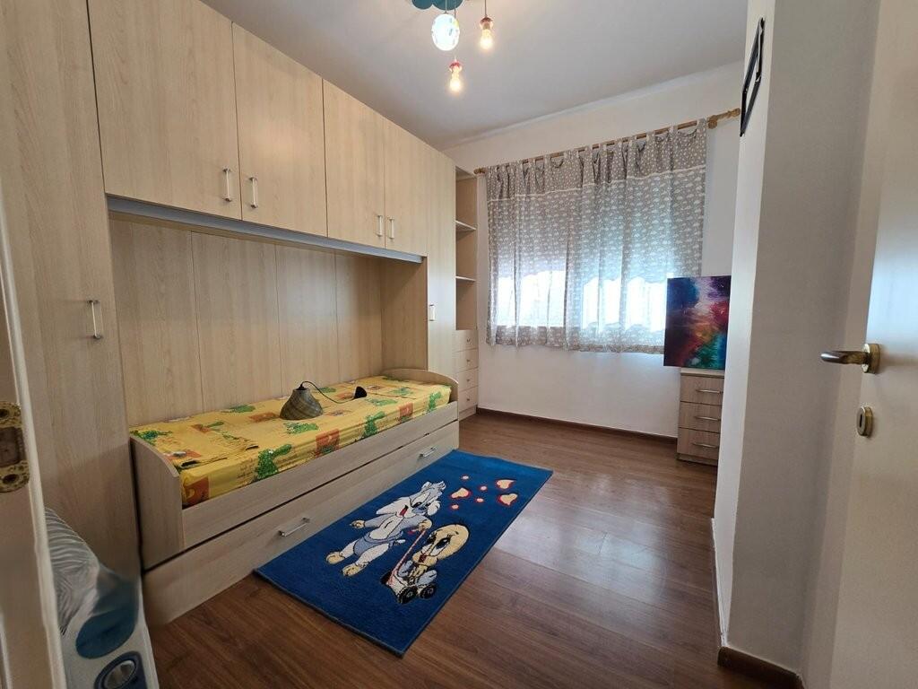 Jepet me qira apartament 2+1 në kompleksin Ilad, Astir. 450 € /Muaj