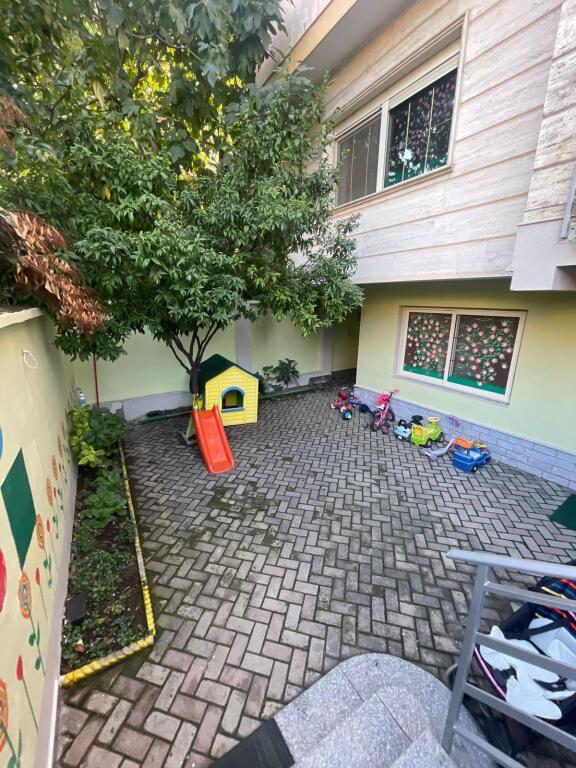 CASA PRIVATA IN AFFITTO NELLA ZONA DI BRRYLIT