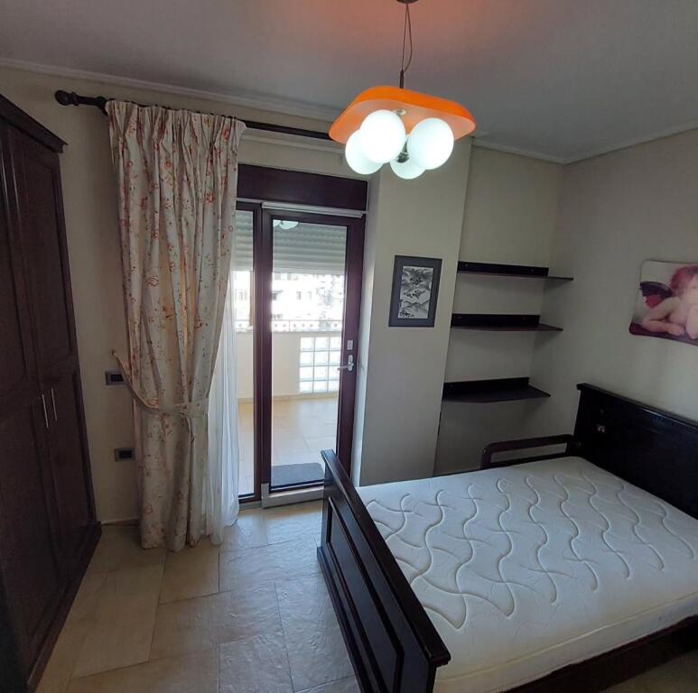 JEPET ME QERA APARTAMENT 3+1 NE BLLOK