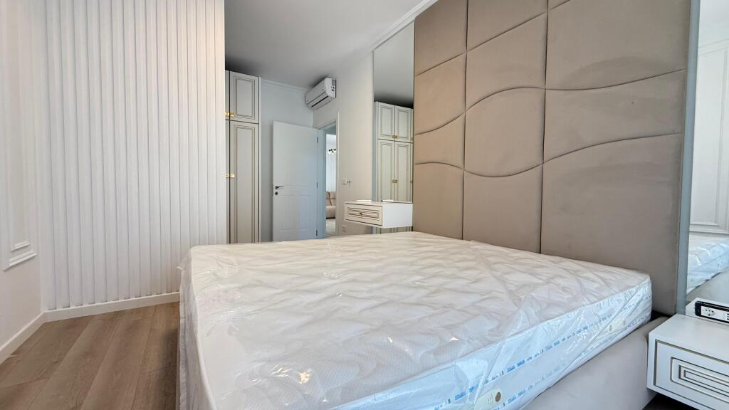 Apartament 2+1+2 + Post Parkimi prane Kodres se Diellit!
