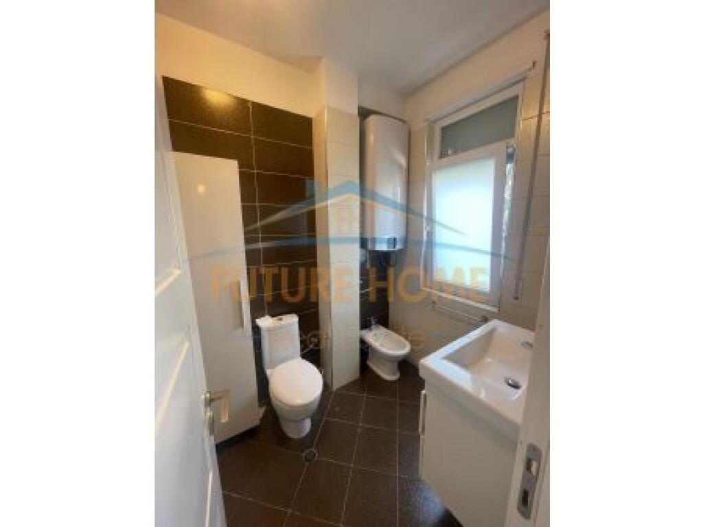 Shitet, Apartament 3+1+2, Kopshti Botanik, Tiranë
