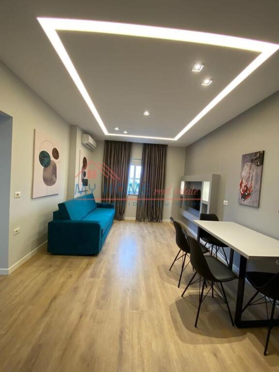 Apartment 2+1 for rent 21 December in Tirana
