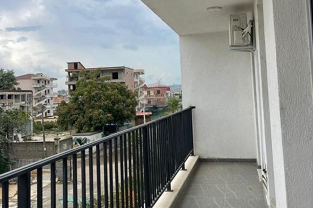 QERA, APARTAMENT 2+1, RRUGA 5 MAJI, TIRANË