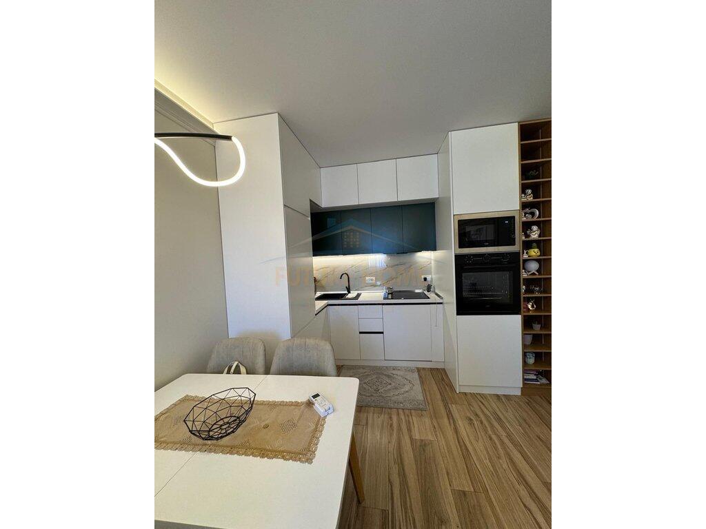 Shitet Apartament 1+1,Rezidenca Future Home, Unaza e Re