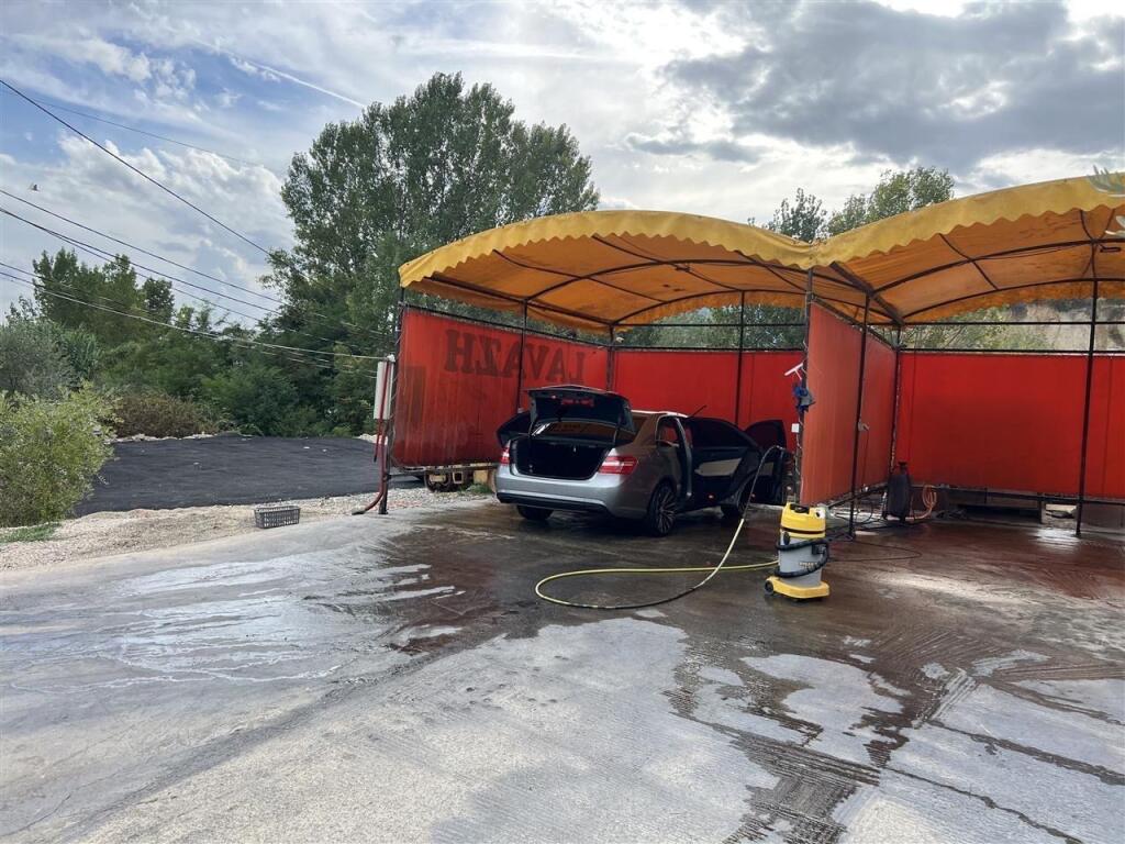 TOKE ME QERA 600 M2 MEZEZ 900 EURO
