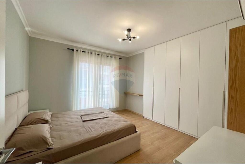PARTAMENT 2+1 ME QIRA TE KOMPLEKSI DELIJORGJI!