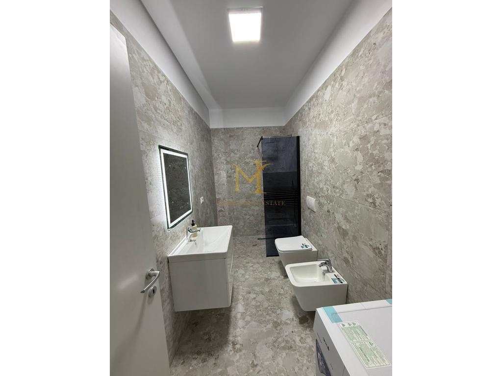Apartment 1+1+ Storage + Parking for sale at Shkembi Kavajes !!