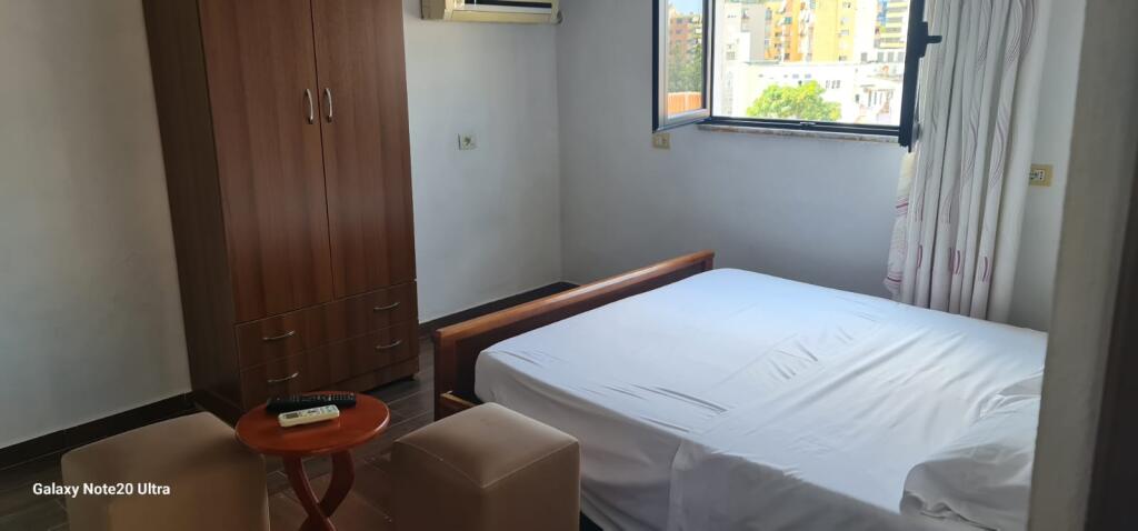 Studio apartment for rent on the 5th floor