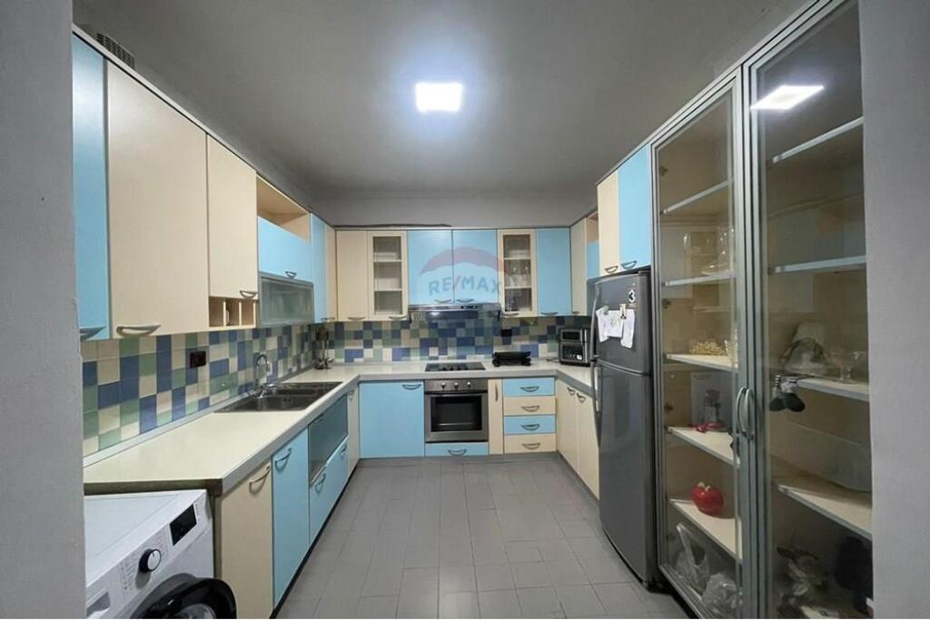 Apartament 2+1 per shitje tek Komuna Parisit!