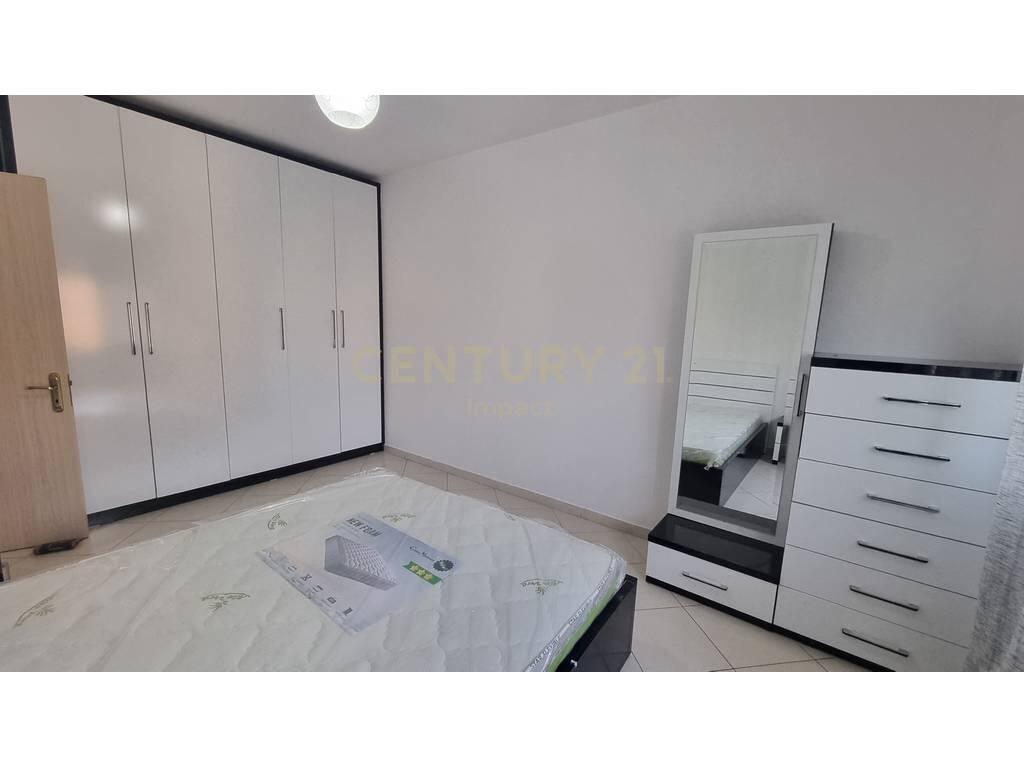 Apartament 1+1 me Qira – Ish Parku, Tiranë