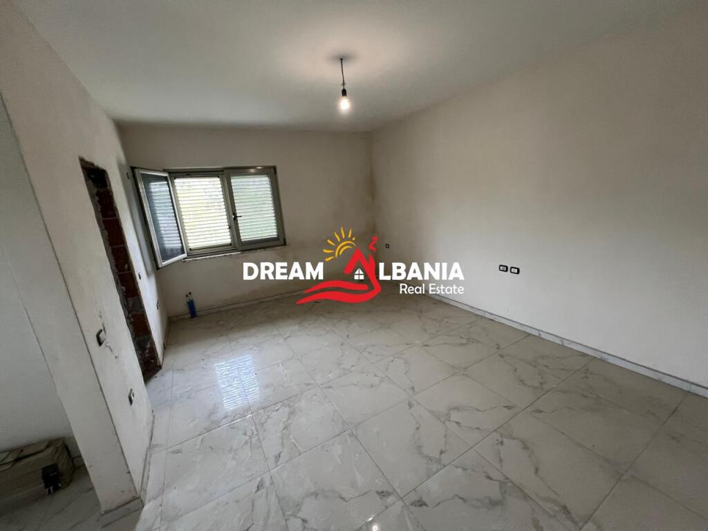 Shtepi Private 2-kateshe me qera ne Prush prane PRIMAVERA ne Tirane (ID 4241047)