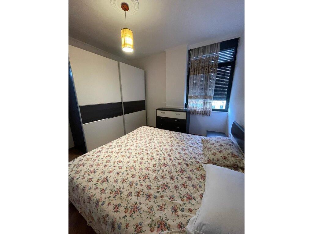 Qera, Apartament 2+1+2, Liqeni Artificiale, Tirane.