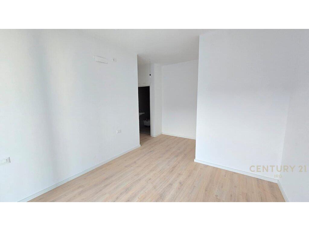 Office for Rent – 2+1+2 at Altana, Dinamo Complex / Olympic Park