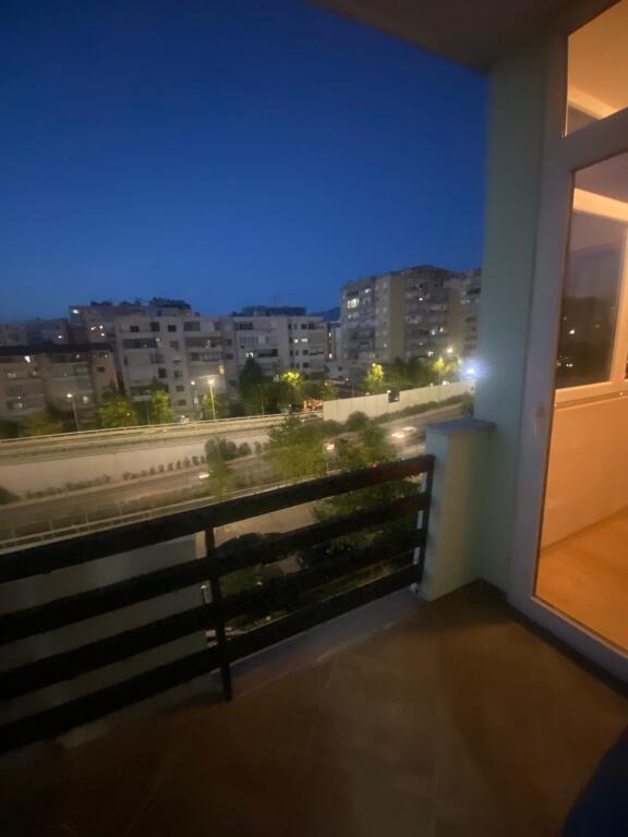 Jepet Apartament me qera