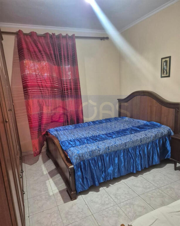 Jepet shtepi private me qera 1+1 tek rruga 5 Maji