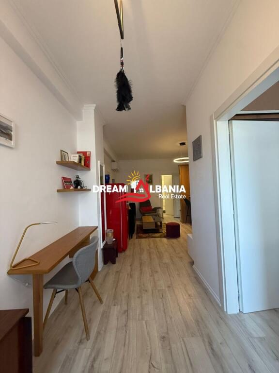 Super Apartament 1+1 me qera ne zonen e Bllokut prane Spar (ID 4211770).