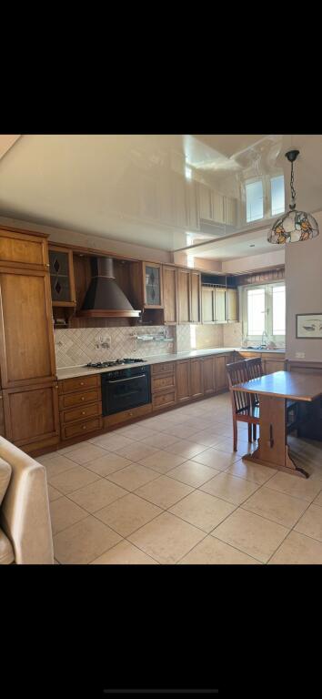 Jepet Apartament me qera