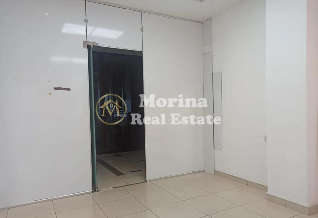 Qera, Ambient Biznesi, Rruga Dibres, 300 euro/muaj