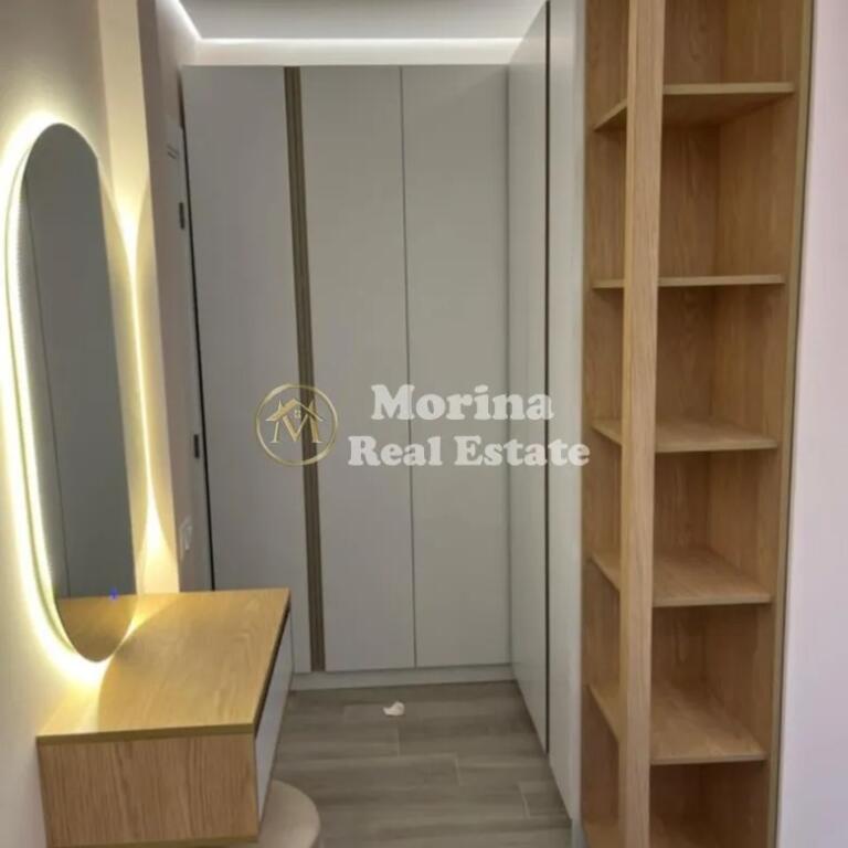 Qera, Apartament 1+1,Stacioni Trenit, 550 euro/muaj