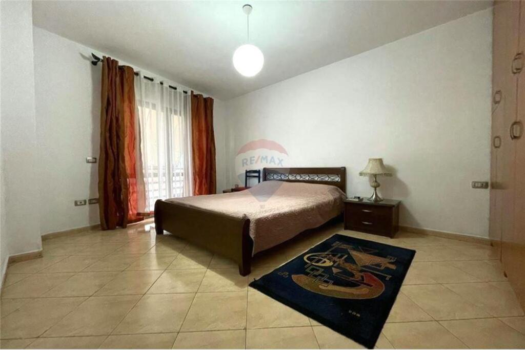 Appartamento 2+1+ garage a Zogu i zi..