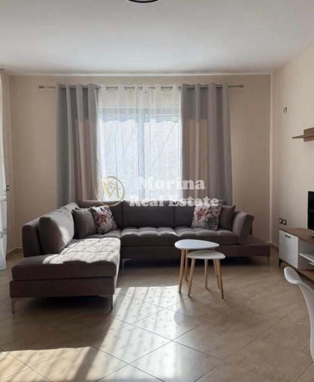 Affitto, Appartamento 1+1, Via Elbasani, 450 euro/mese